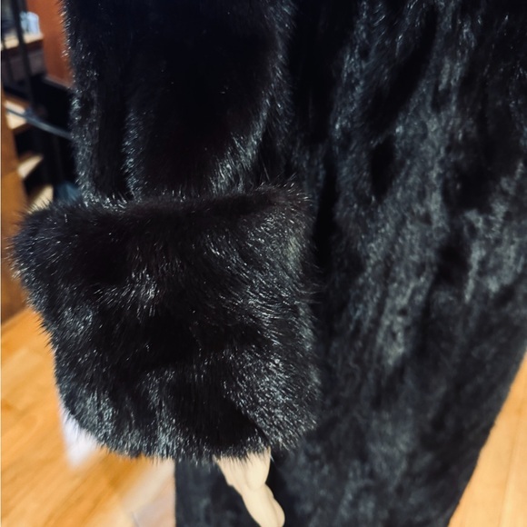 MINK (Real) LONG COAT-NEW COND NEVER WORN💥STUNNING CLASSIC Size M-L Retail $6000 - Picture 12 of 16